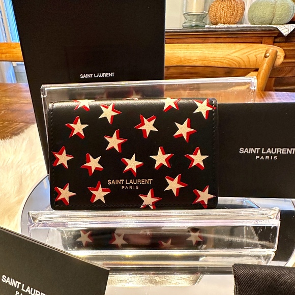 RARE LIKE NEW IN BOX Saint Laurent Cruise 2020 Stars Folding Wallet - Picture 1 of 9